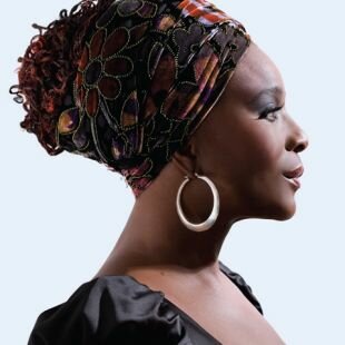 En guise de cadeau d'anniversaire pour ses 30 ans, la maison de la culture Marie-Uguay réunira pour notre plus grand plaisir Marie-Josée Lord (notre photo) et Lorraine Klaasen. Le spectacle sera présenté le 30 novembre à l'église St-Irénée.