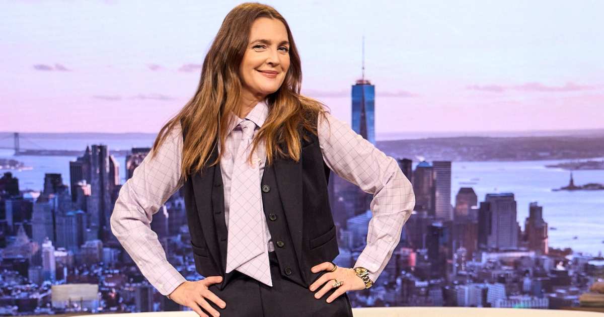 Drew Barrymore dévoile ses conseils sur l'amour et l'amitié dans sa chronique « Cher Drew » (Exclusif)