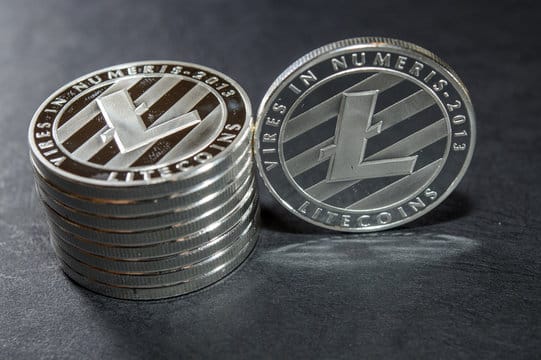 Litecoin : Argent Mort ou Prêt à Éclore Comme Solana en 2024 ?